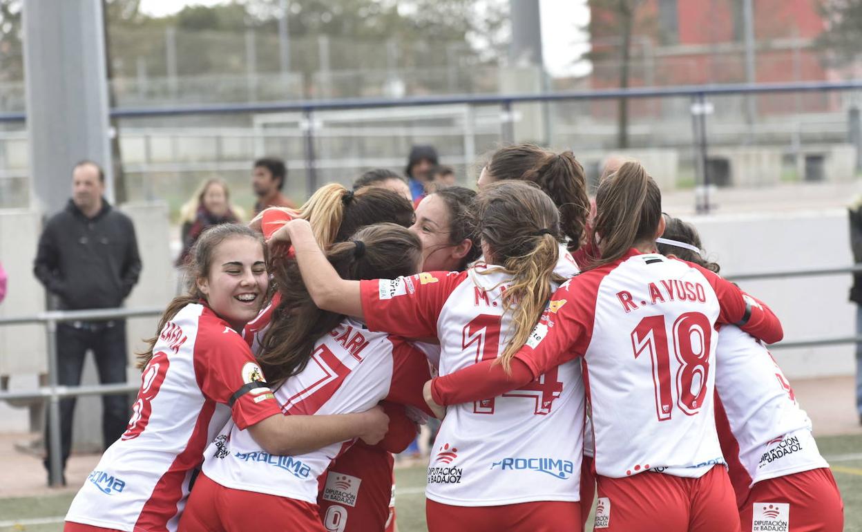 Celebración del Santa Teresa en el partido disputado el 1 de marzo frente al Cáceres. 