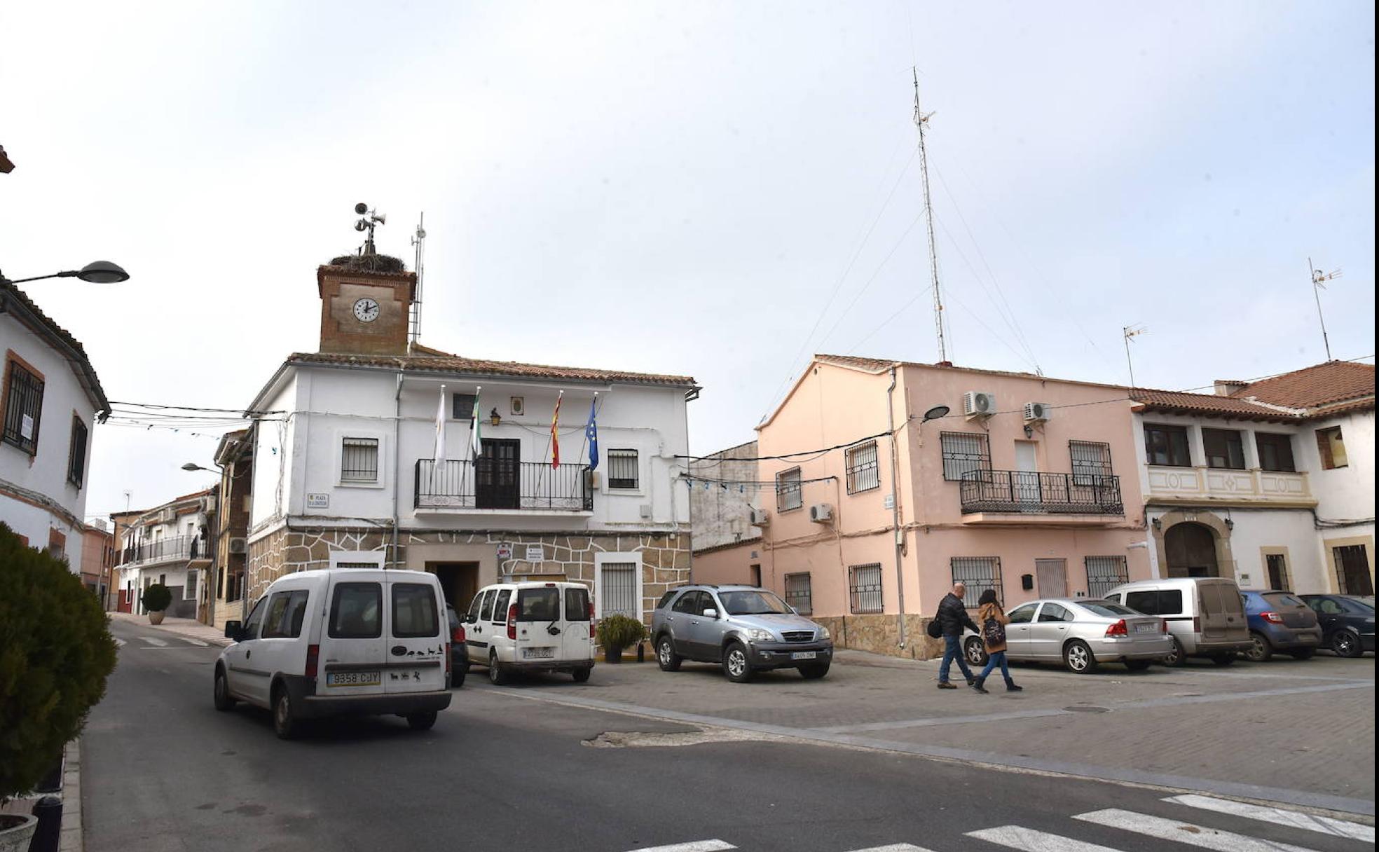 El Gordo, a 20 kilómetros de Navalmoral, cinco de ellos por la provincia de Toledo.