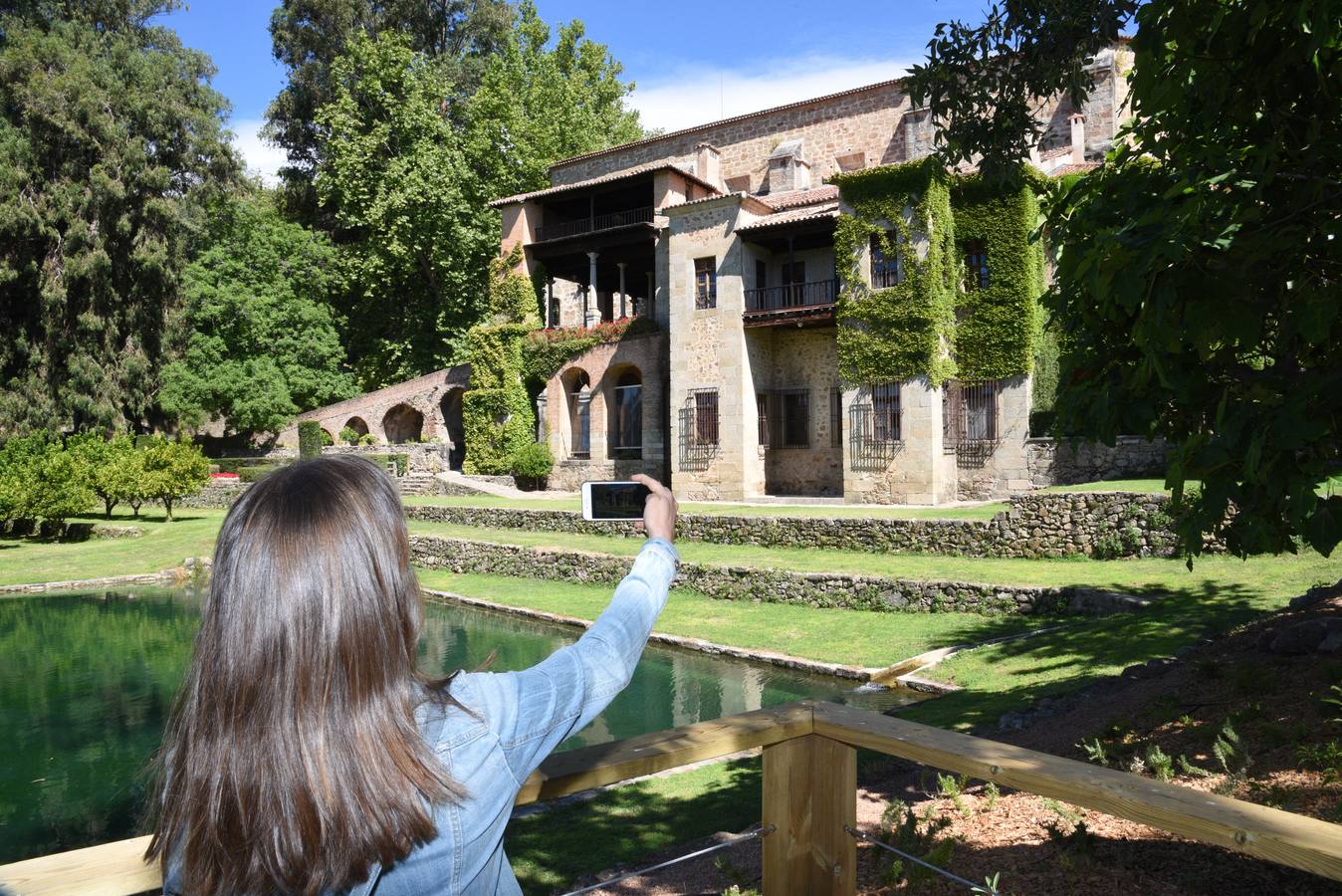 Inauguración de la ampliación de la visita turística en el Monasterio de Yuste 