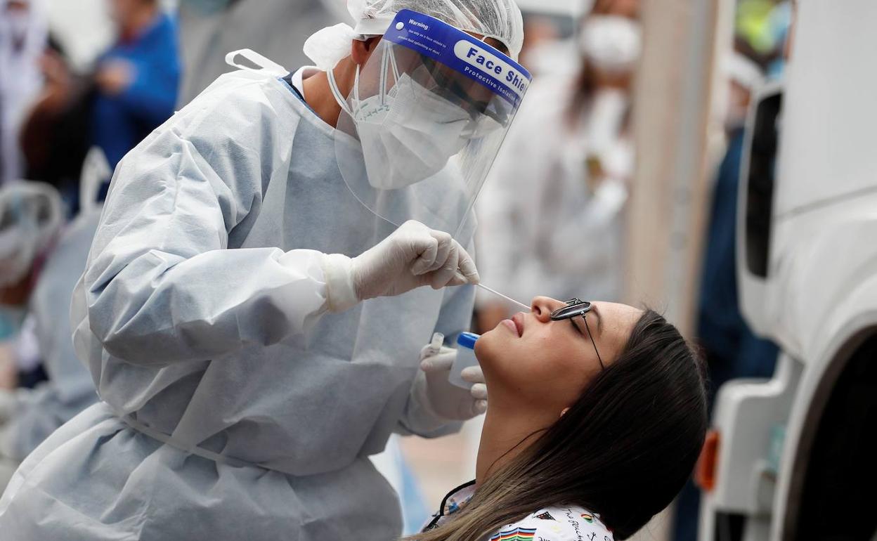 La persona que transmitió el coronavirus a los seis afectados de Navalmoral llegó de Andalucía