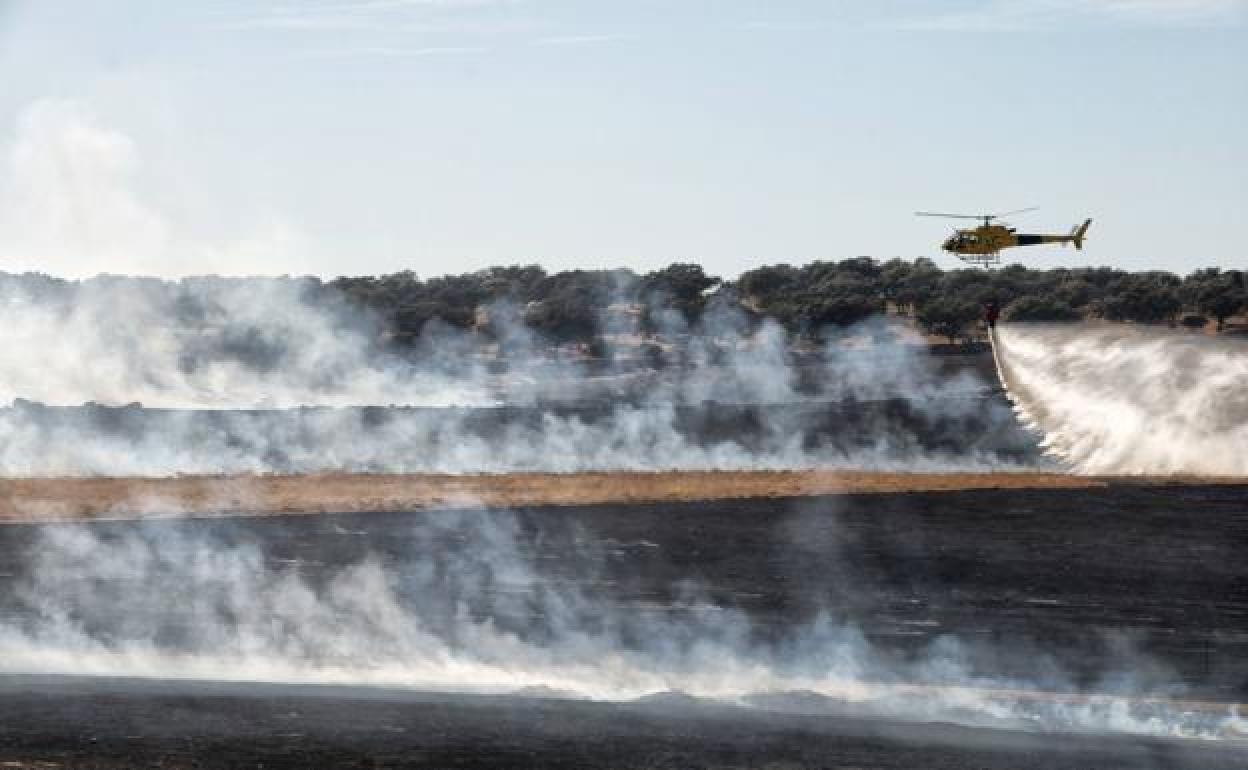 Incendio en la periferia de Cáceres en 2018.