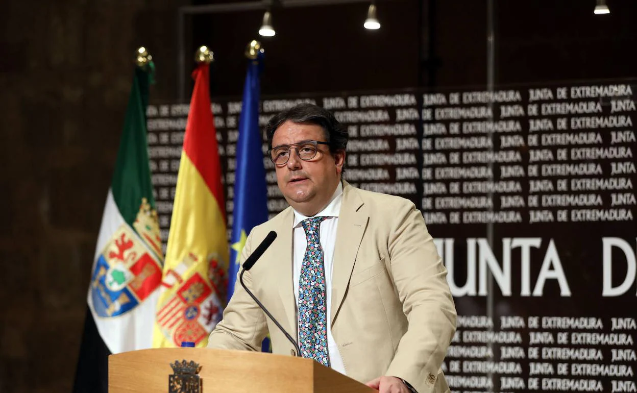 José María Vergeles, vicepresidente segundo de la Junta y consejero de Sanidad.