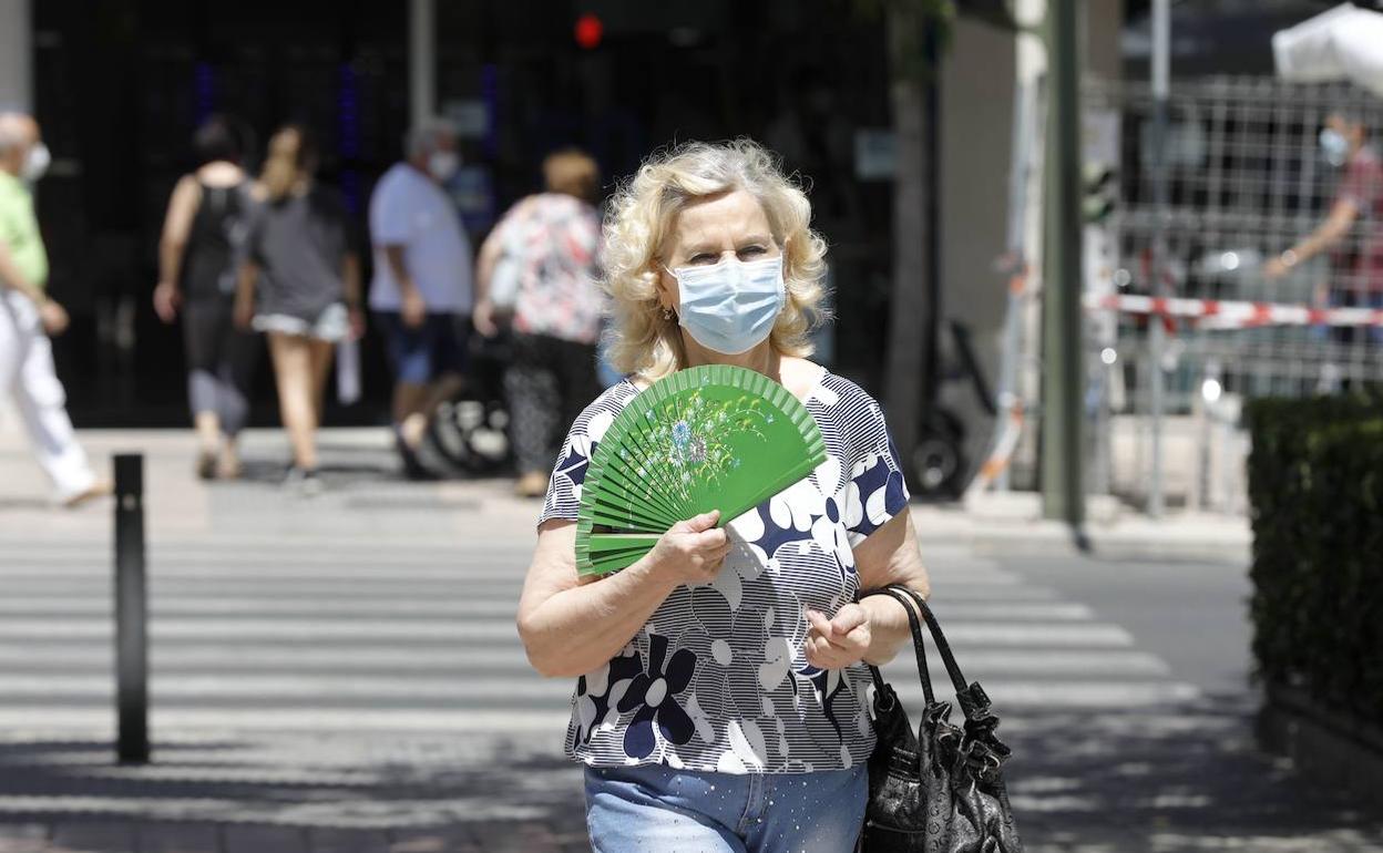 El Defensor del Pueblo pide que se elimine el IVA de las mascarillas