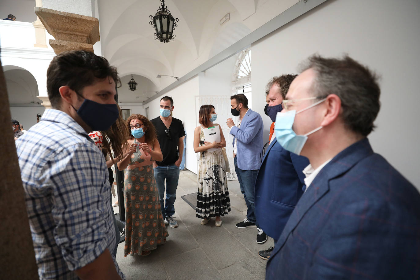 Fotos: Una Antígona con dilemas contemporáneos abre el Festival de Mérida