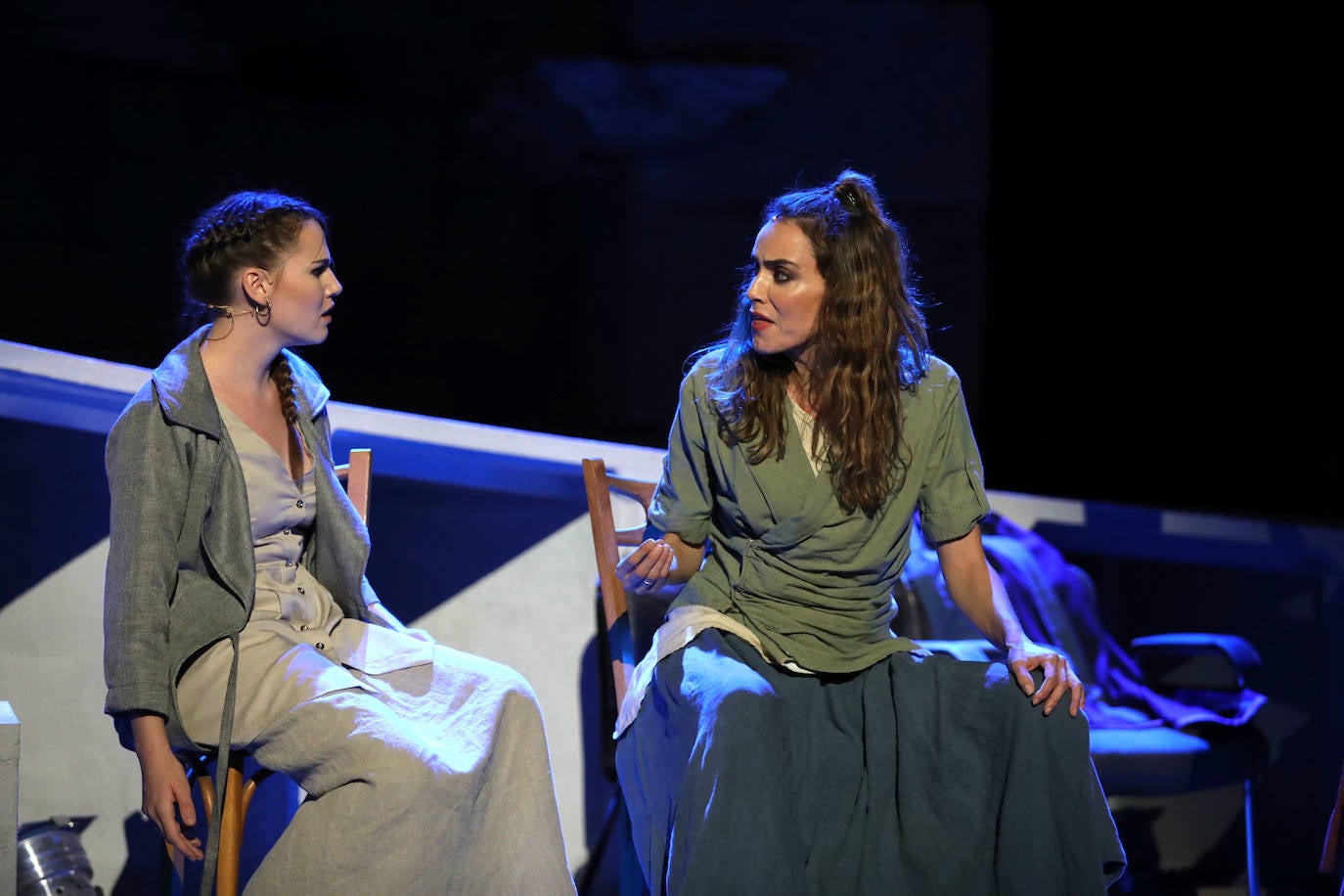 El montaje del mexicano David Gaitán busca actualizar al máximo la tragedia griega a lo largo de una hora y cuarenta y cinco minutos de duración