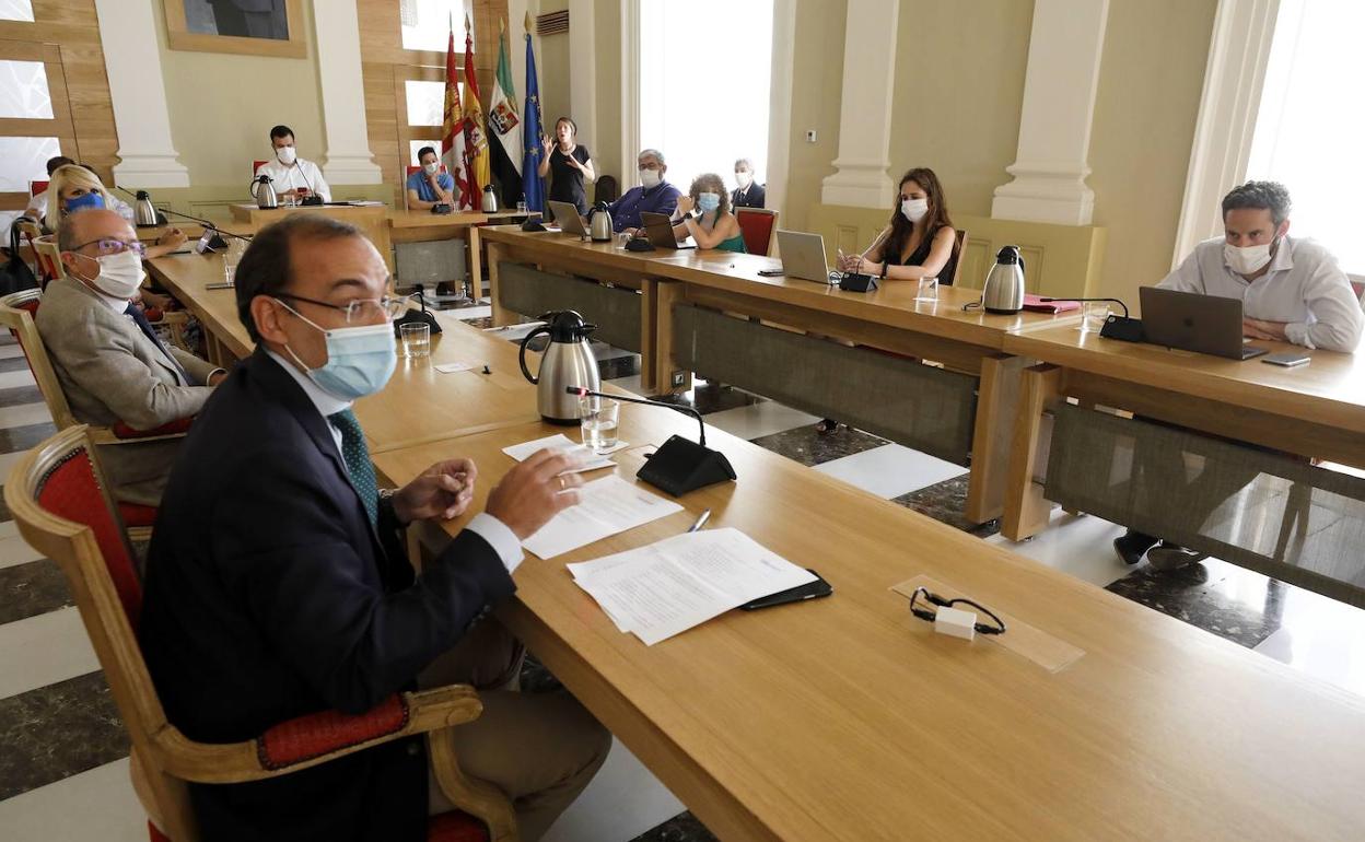 La Oferta Pública de Empleo del Ayuntamiento de Cáceres para el año 2020 incluye 28 plazas