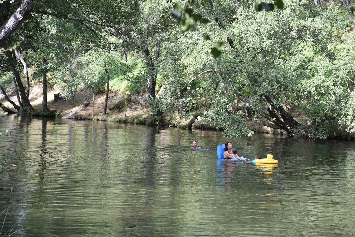 Fotos: RINCONES CON ENCANTO | La pesquera de Cadalso