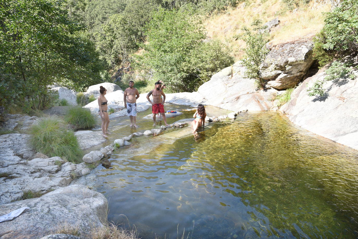 Fotos: Tres charcas en el pueblo de Hervás