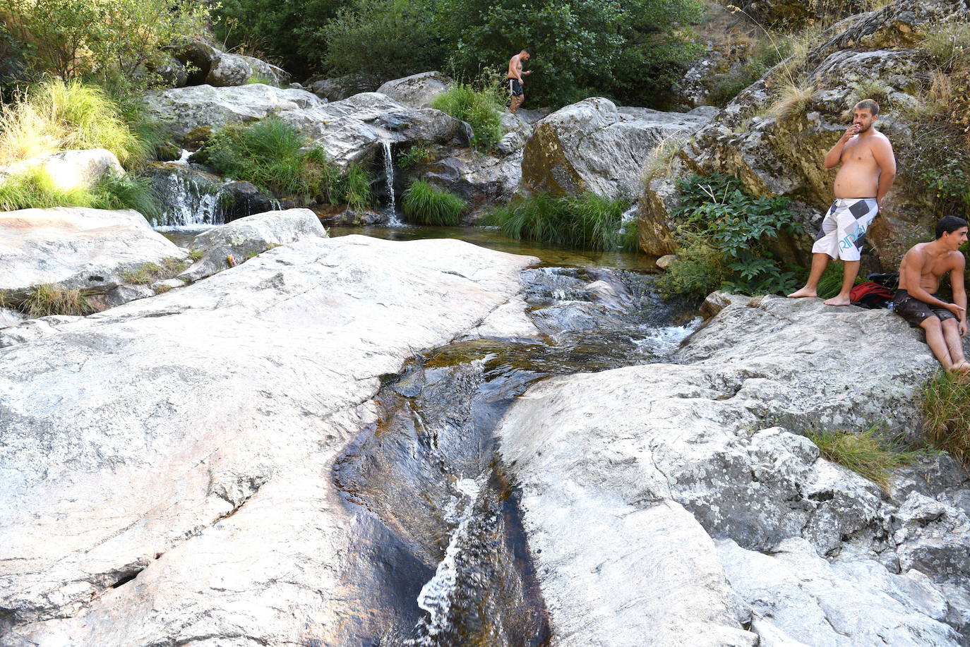 Fotos: Tres charcas en el pueblo de Hervás