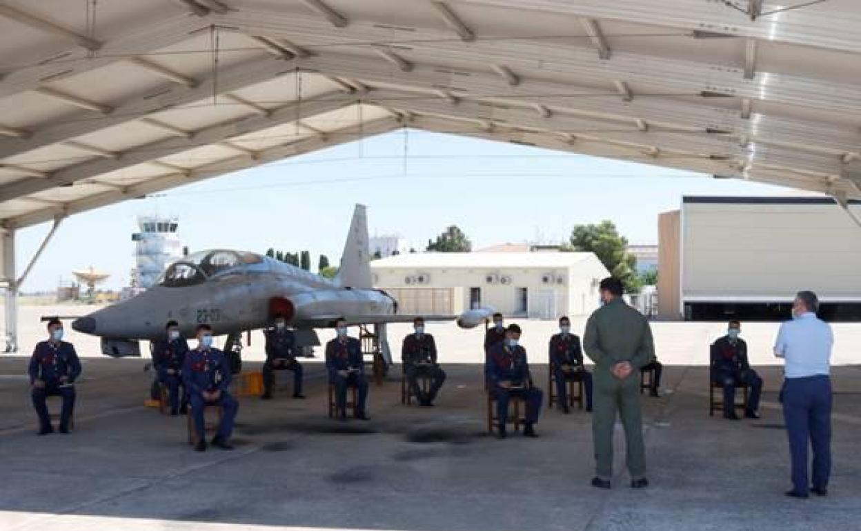 La base aérea inicia un nuevo curso de la escuela de Caza y Ataque