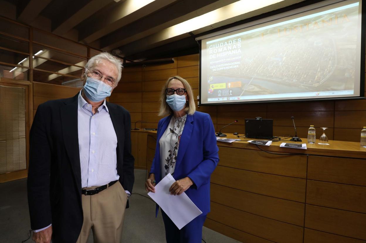 Pelayo Moreno y Trinidad Nogales, en el MNAR. 