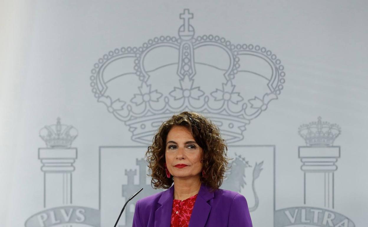 La ministra portavoz, del Gobierno, María Jesús Montero, en la rueda de prensa tras el Consejo de Ministros.