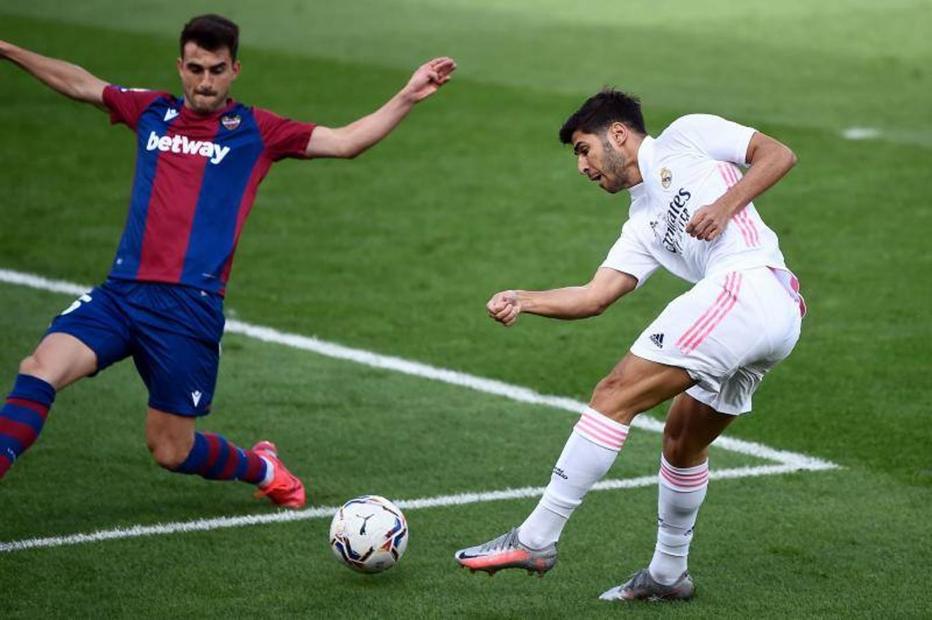 Fotos: Las mejores imágenes del Levante-Real Madrid