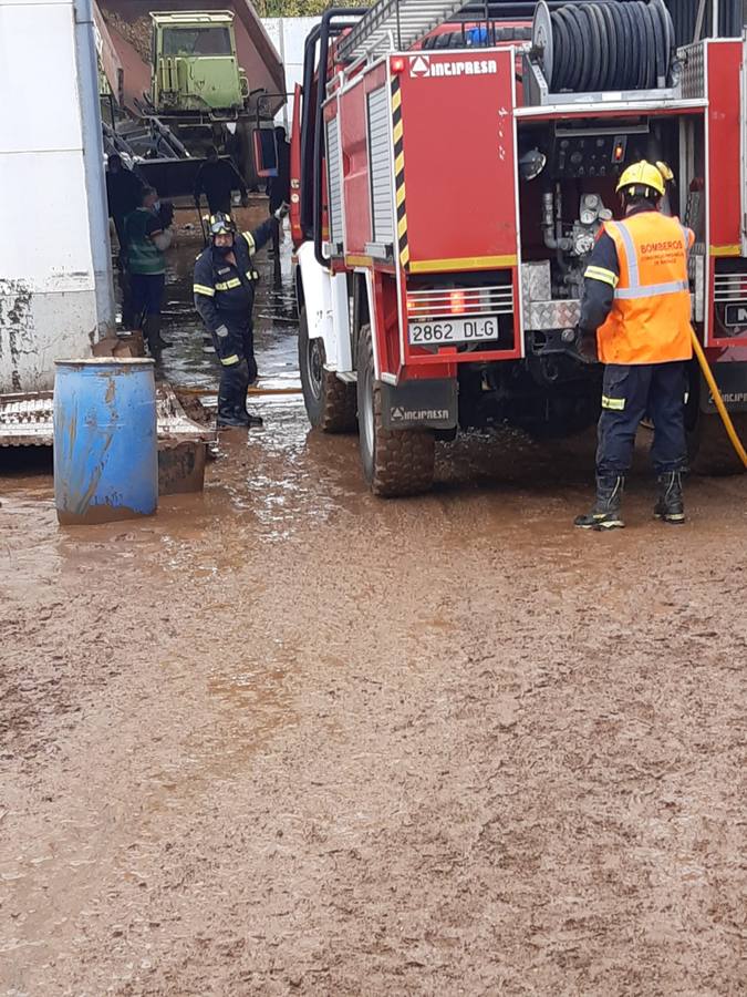 Desborde del arroyo de Valdemedel en Ribera del Fresno 