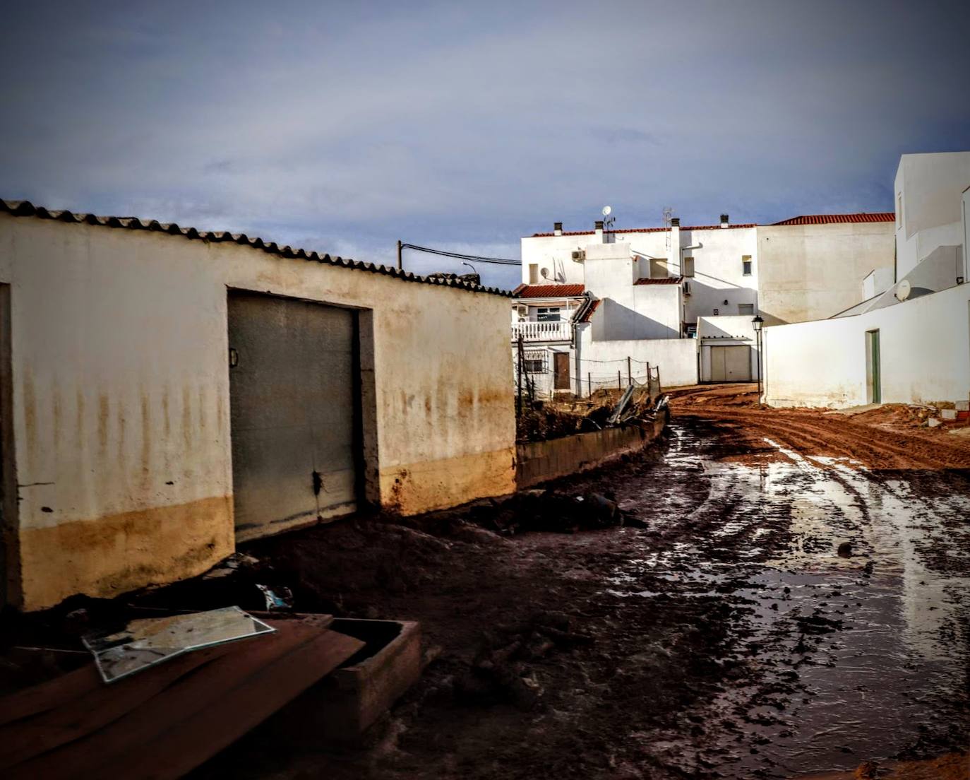 Desborde del arroyo de Valdemedel en Ribera del Fresno