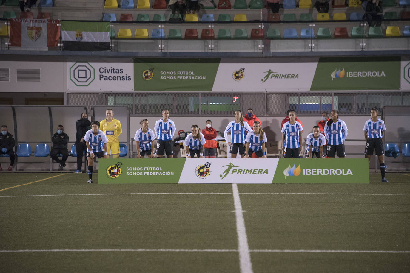Fotos: Victoria del Santa Teresa ante el Espanyol
