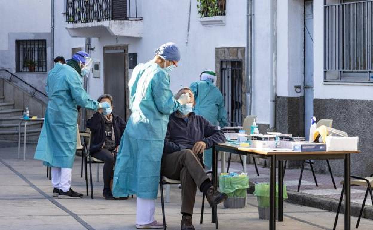 Cribado masivo realizado por Salud Pública en Villar de Plasencia. 