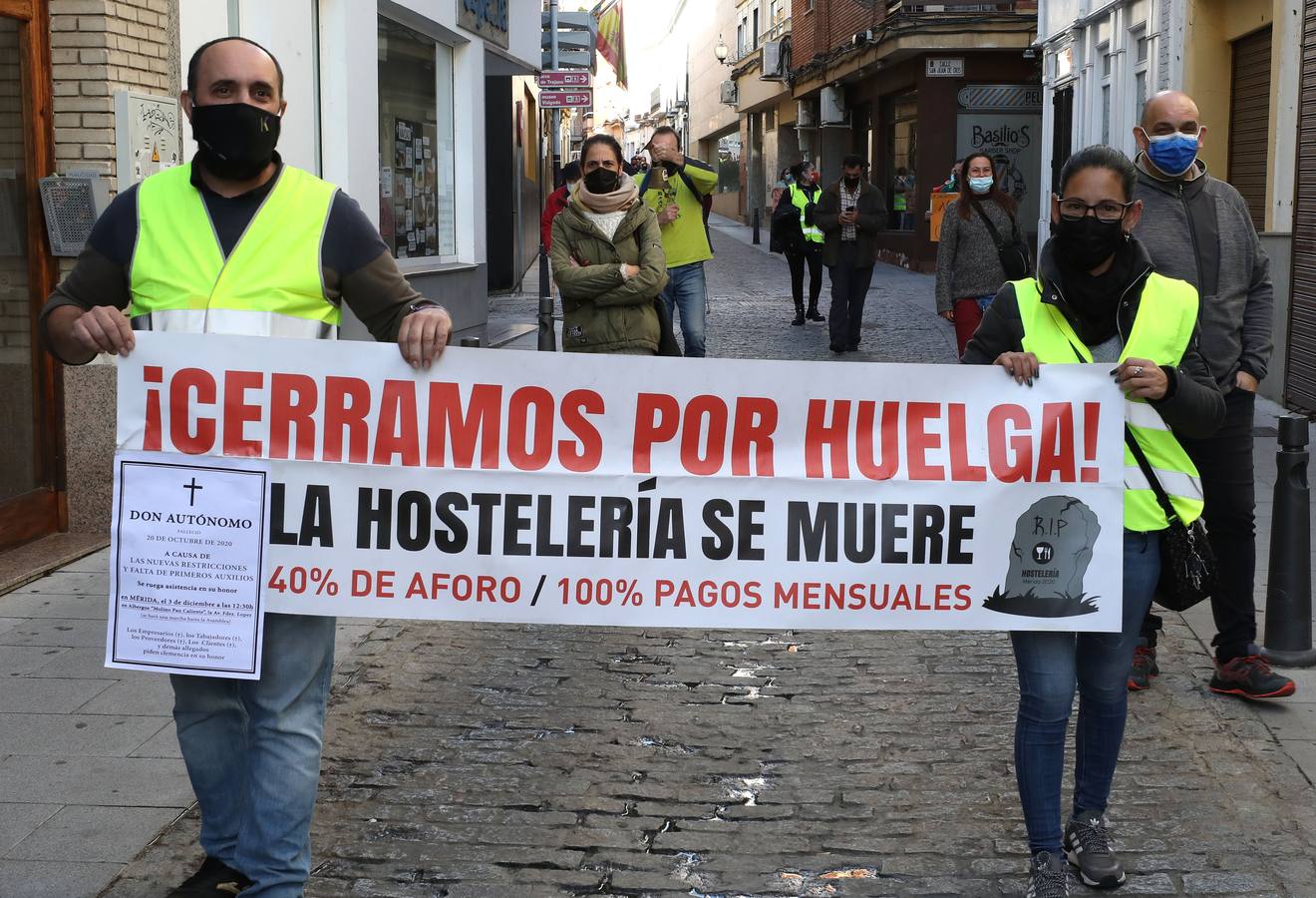 Manifestación de hosteleros en Mérida