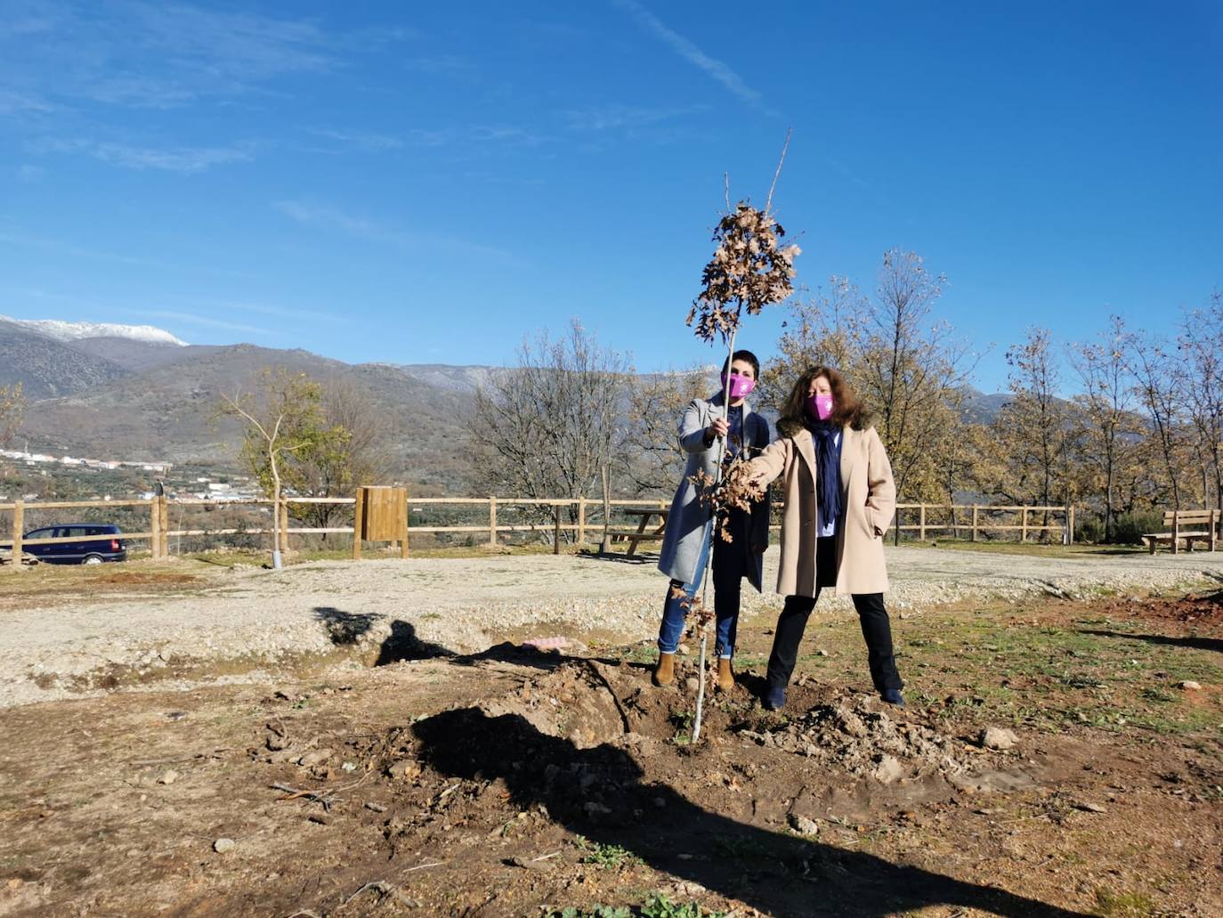 Fotos: El Rincón Veratísima reconoce y reivindica la labor de la mujer en el mundo rural