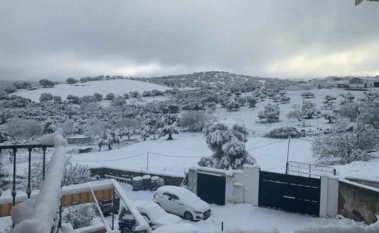 Las mejores imágenes de la nieve en la región este domingo 