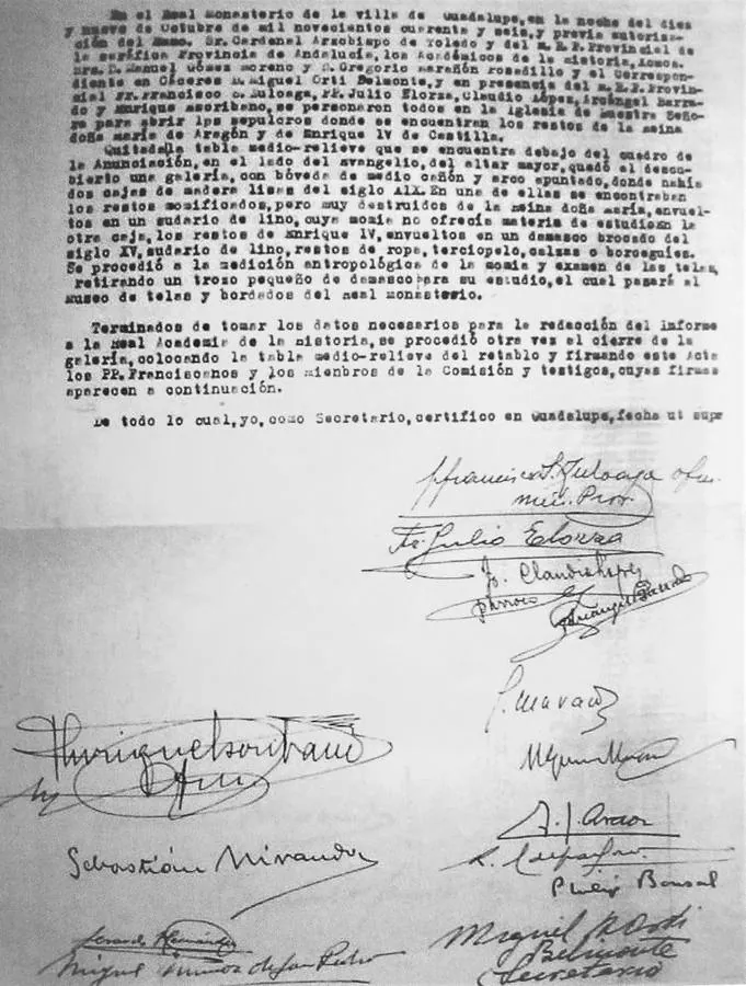 Acta de la localización de las momias fechada en 1946.