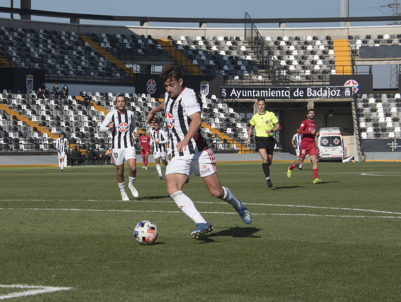 Fotos: Victoria del CD Badajoz ante el Socuéllamos