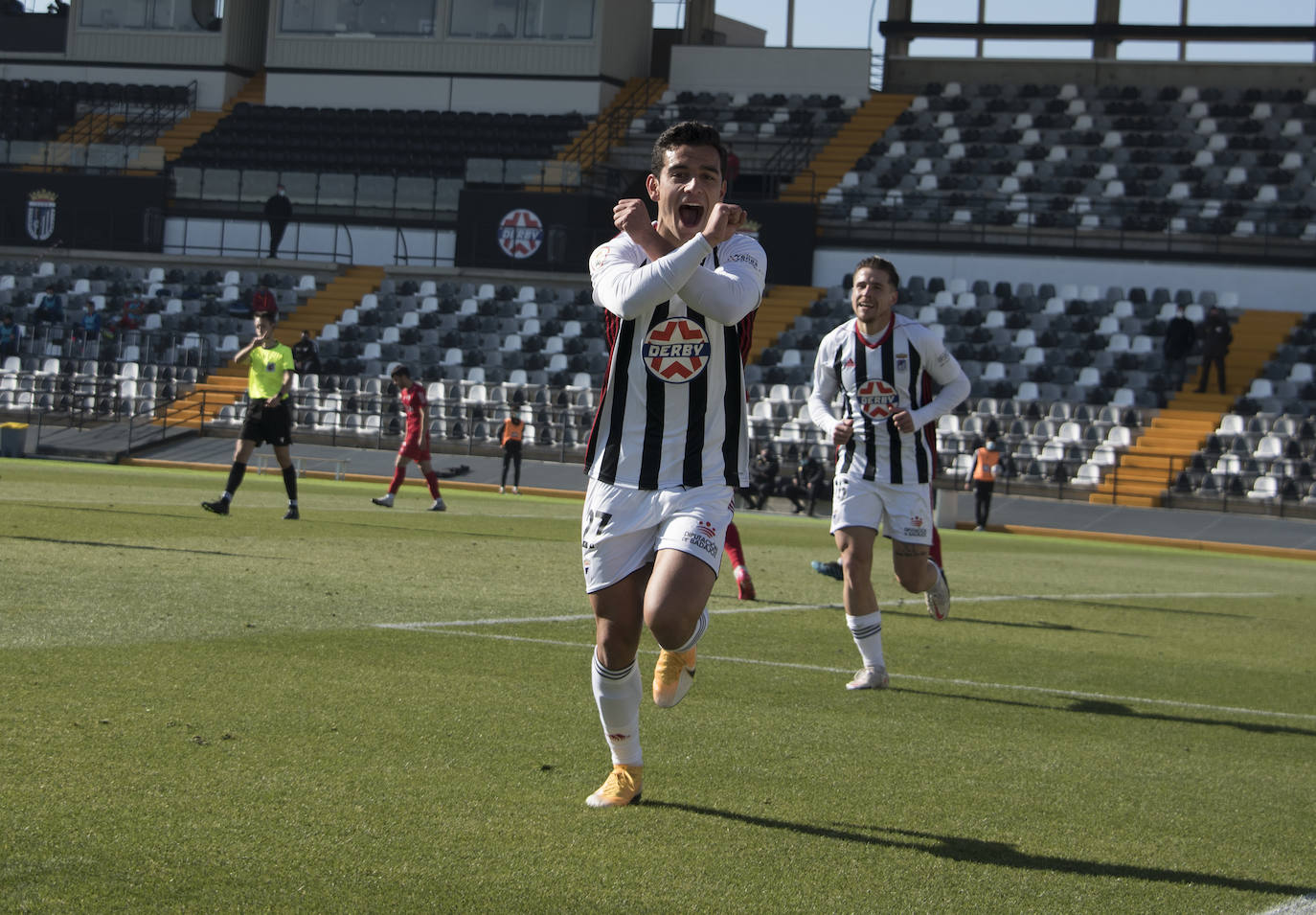 Fotos: Victoria del CD Badajoz ante el Socuéllamos