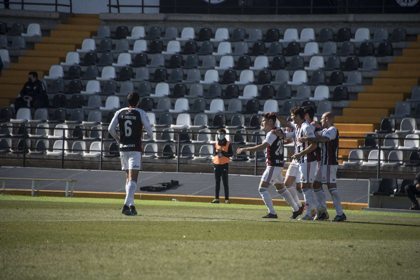 Fotos: Victoria del CD Badajoz ante el Socuéllamos