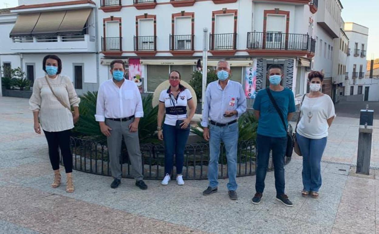 Miembros del actual grupo socialista calamonteño en una imagen de archivo