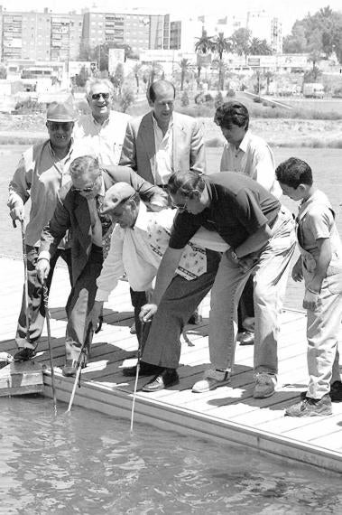 26 de junio de 1997. Rito gitano de la mona en el río Guadiana 