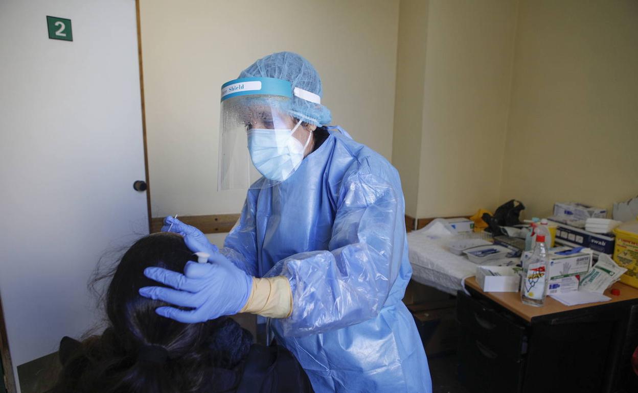Prueba de antígenos realizada en el PAC del Hospital Nuestra Señora de la Montaña este mes. 