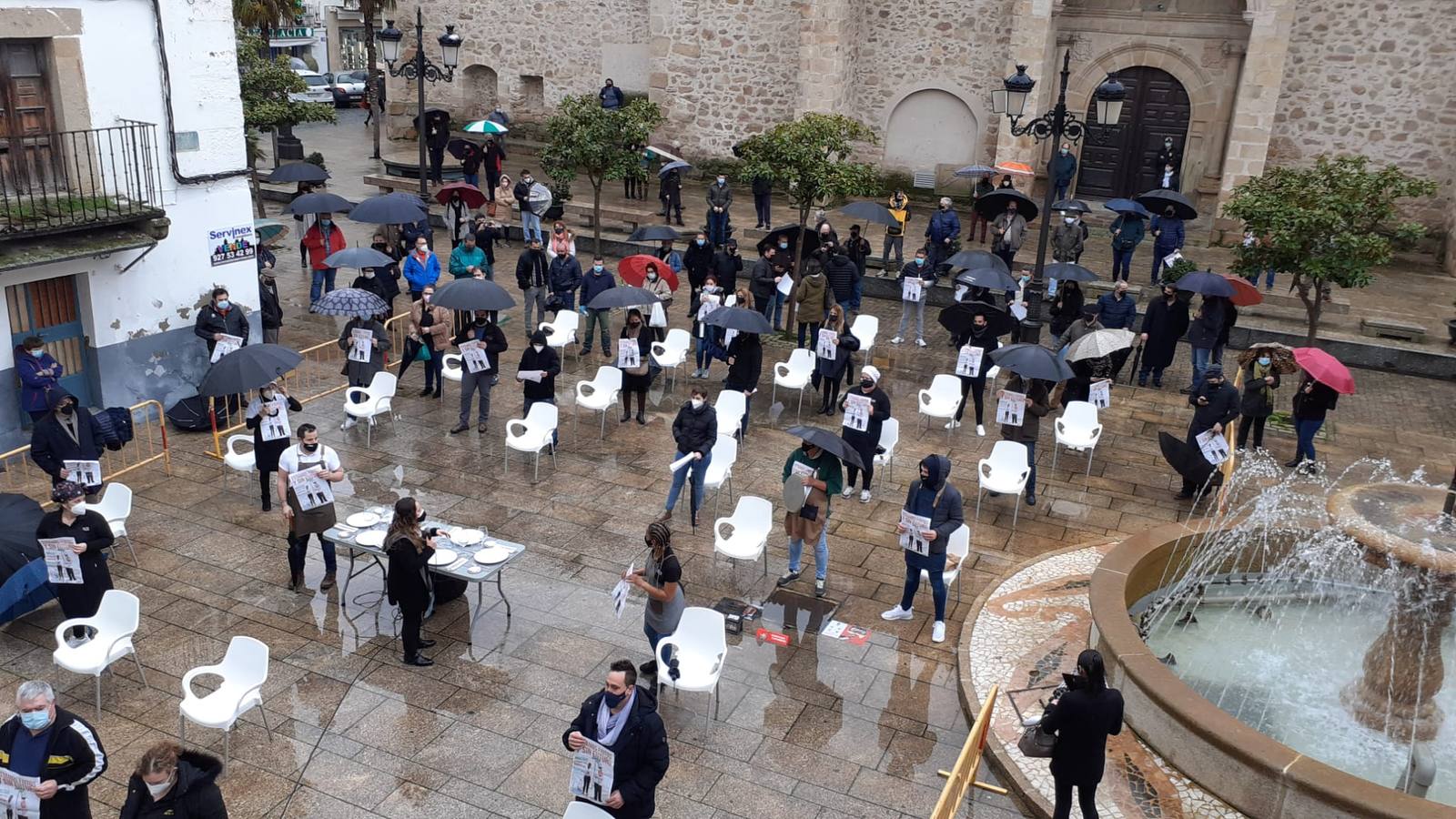 Concentración de hosteleros en Navalmoral de la Mata