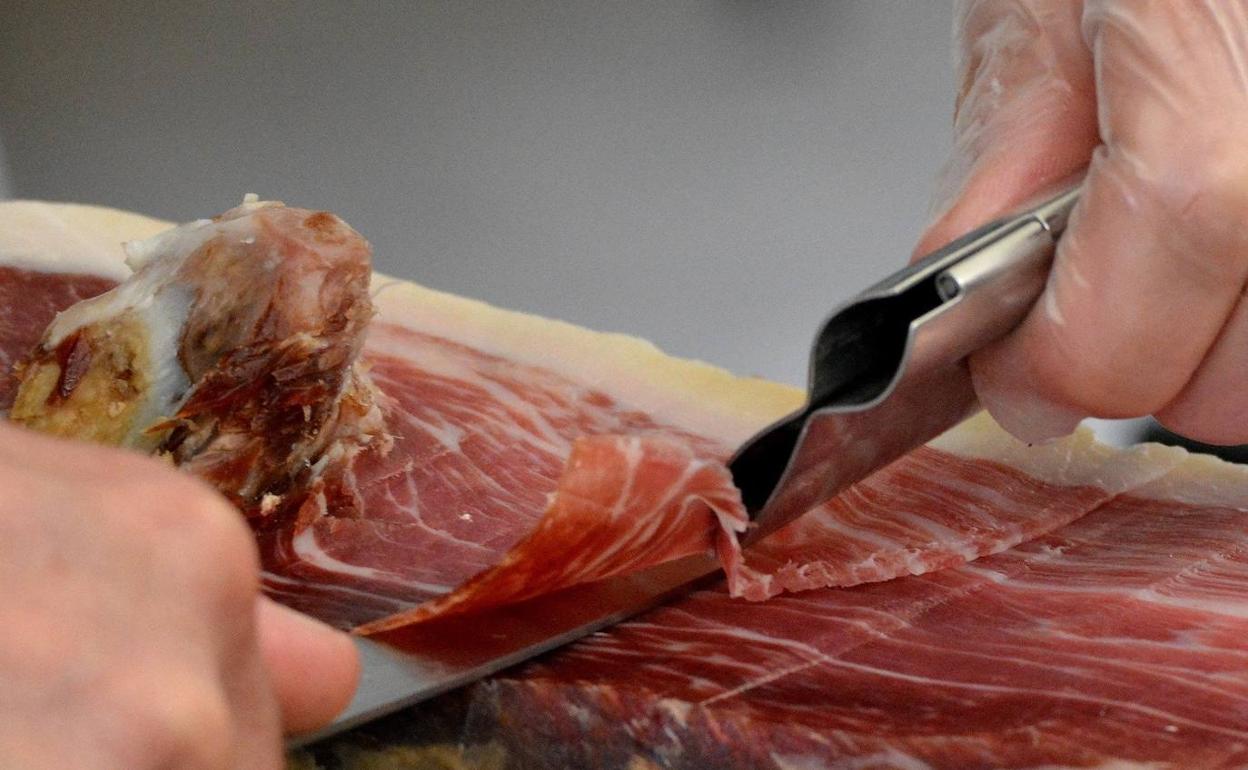 El jamón ibérico y el serrano quedan al margen del acuerdo UE-China