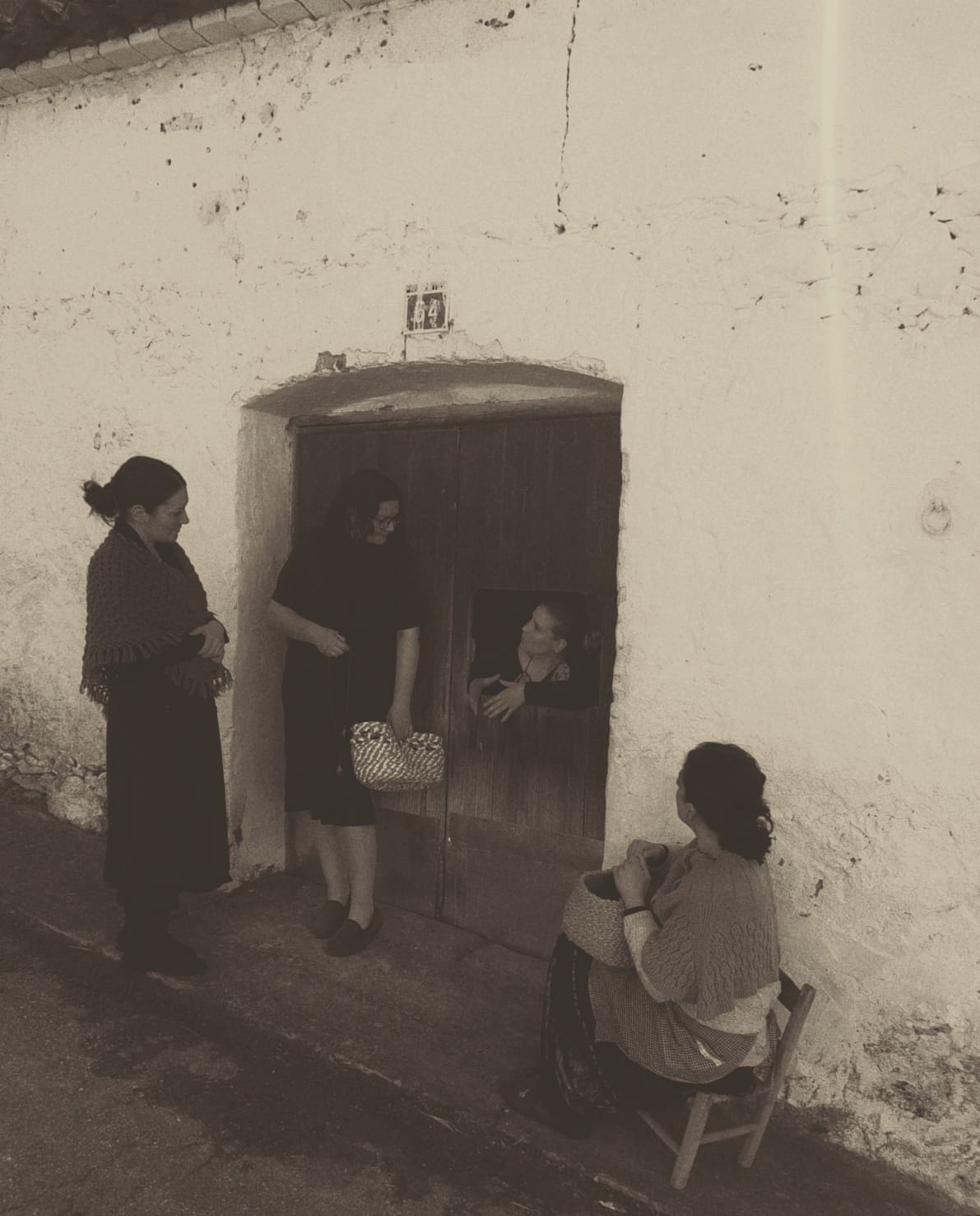 Fotos: Las vecinas de Valencia del Ventoso vuelven al pasado en homenaje a la mujer rural