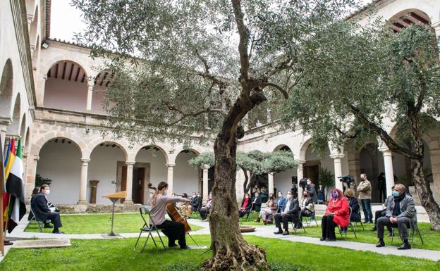 Acto institucional en Presidencia de la Junta 