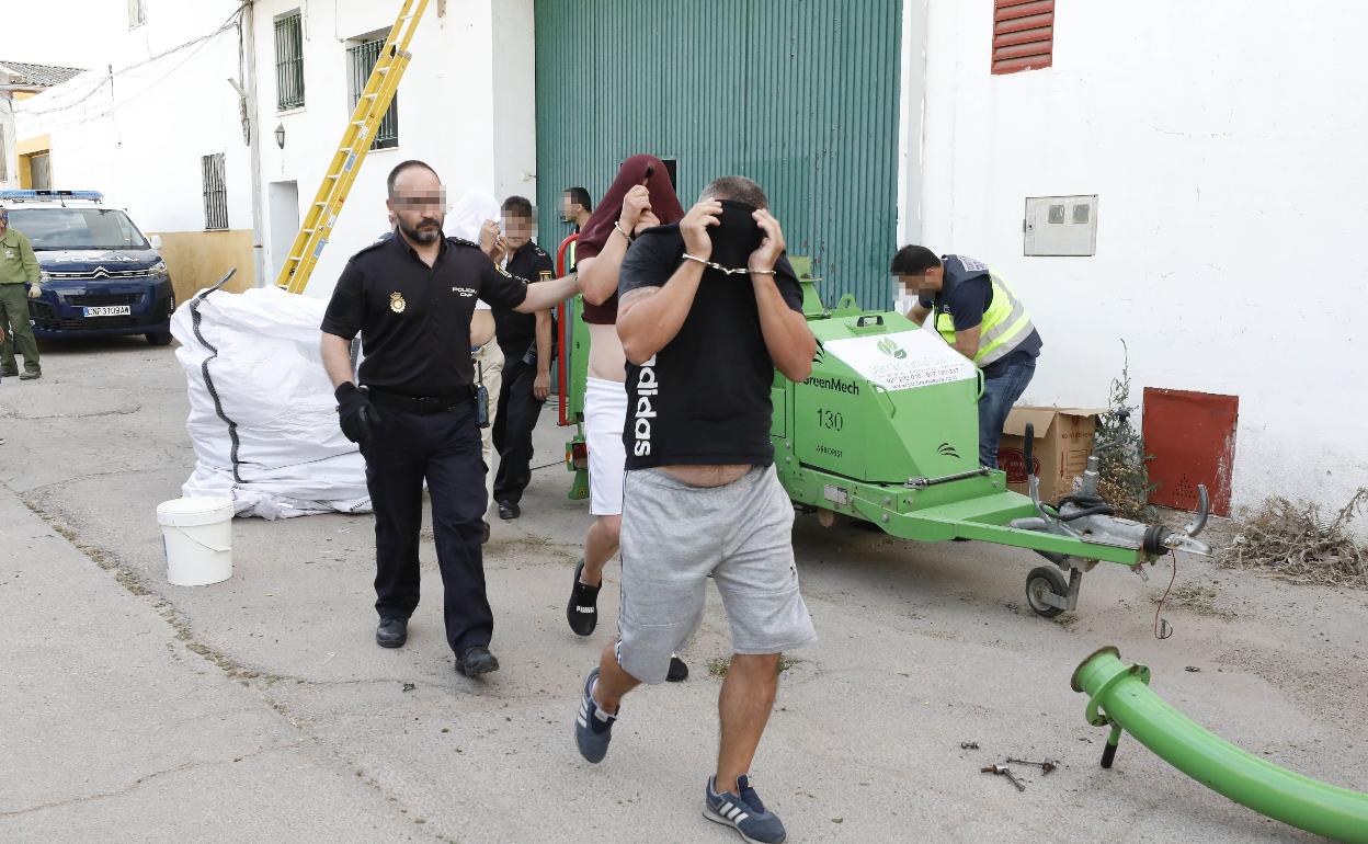 Imagen de la detención de los cinco acusados el 19 de junio de 2019 