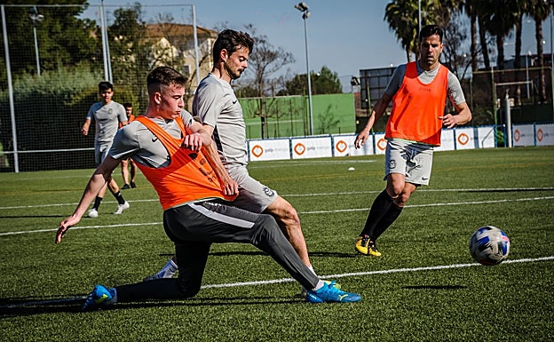 José Ángel (derecha), en una de las últmas sesiones con el equipo. 
