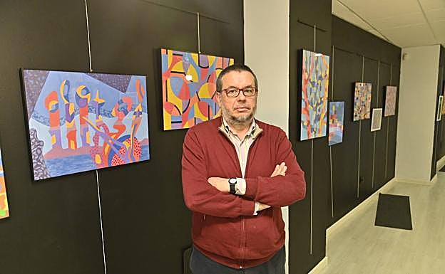 Muestra del artista 'Xicu' en el edificio VS22. 