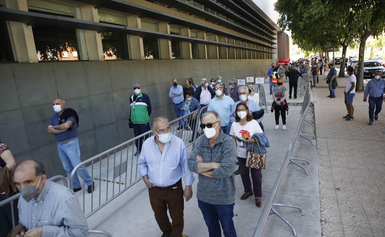 Vacunas Covid: Vacunación sin cita para los mayores de 60 este miércoles en Cáceres