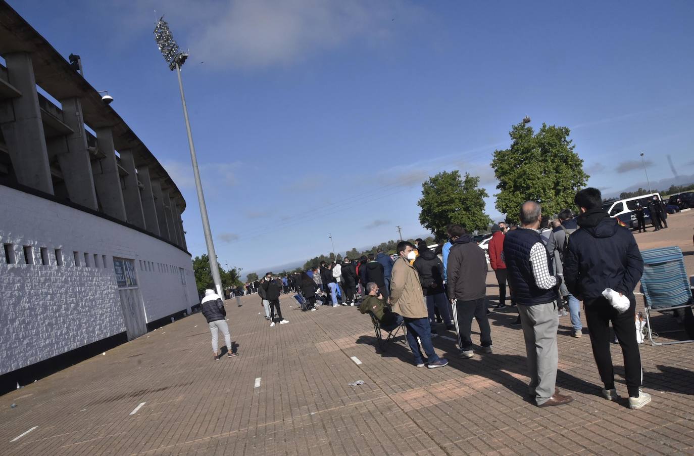 Pirmeras entradas del partido CD Badajoz- Zamora