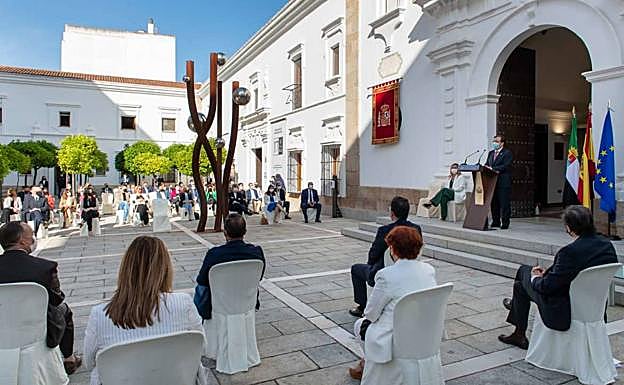 La Asamblea celebra su 38 aniversario con una defensa de la Autonomía y la democracia actual
