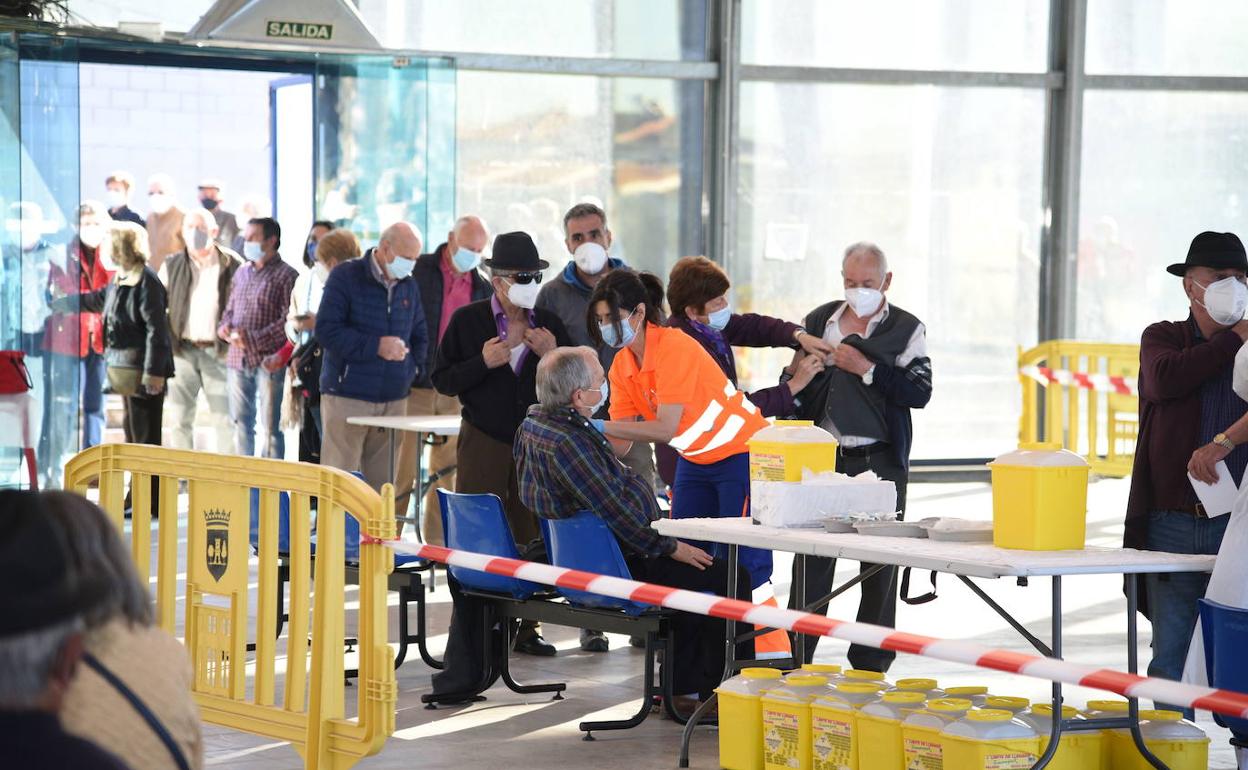 Recinto ferial del Berrocal, centro de vacunación en Plasencia.