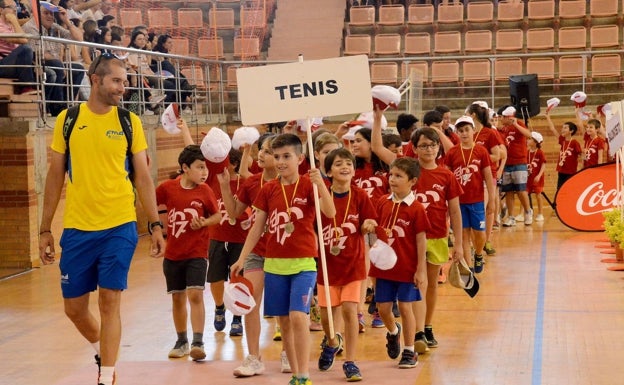 Niños durante una clausura de las Escuelas Deportivas Municipales. 