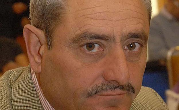 Bibiano Serrano impide la candidatura única al PP provincial de Badajoz