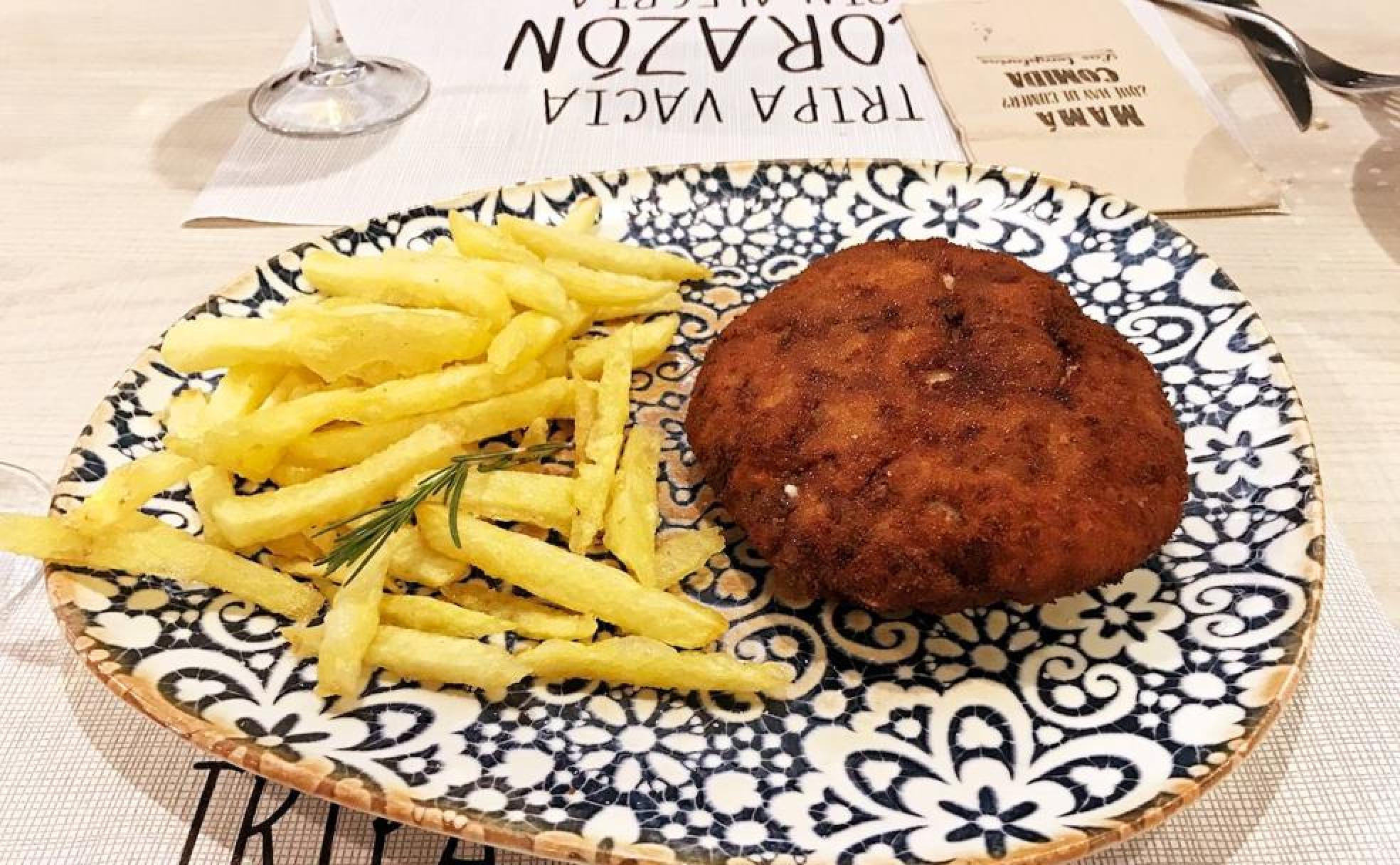 Cachopo con forma de hamburguesa.