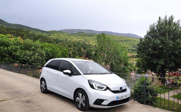 De ruta por el Jerte con el Honda Jazz, un híbrido práctico y ultraeficiente