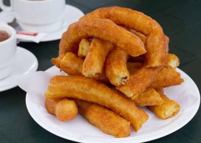 Imagen secundaria 1 - Dónde desayunar, tapear o comer de camino a las playas andaluzas