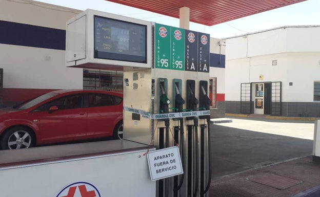 La gasolinera clausurada en Navalmoral de la Mata. 