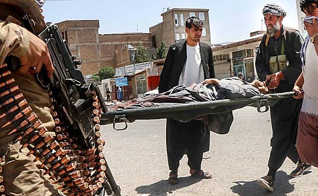 Herido en los combates contra los talibanes en Herat.