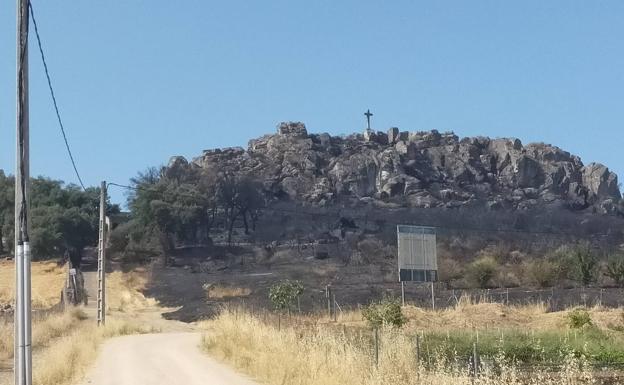 El Infoex confirma la «buena evolución» del incendio de Alburquerque